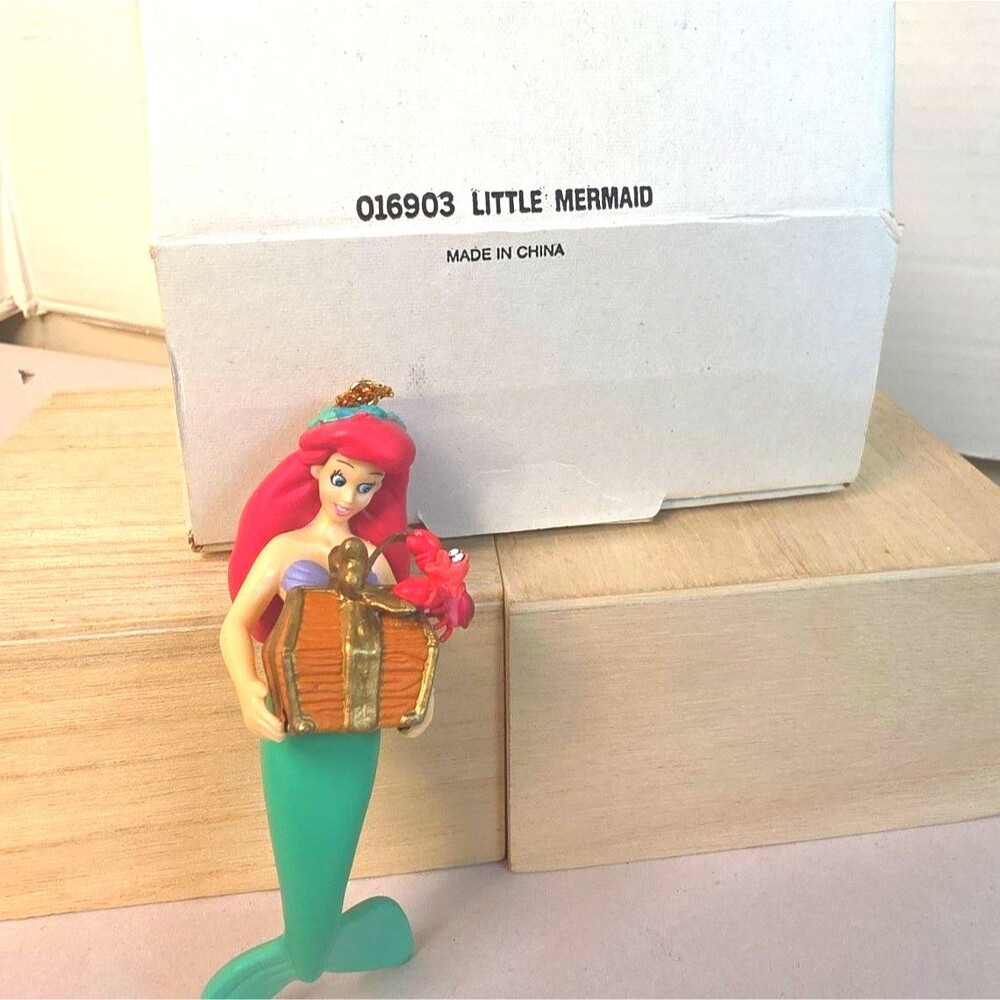 Disney's Christmas Magic Little Mermaid Ariel Grolier w/ Box #016903